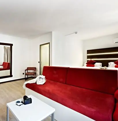 Süit, Balkon