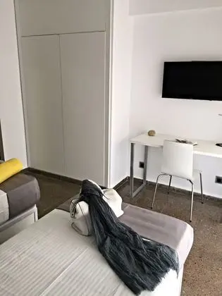 Tek Büyük Yataklı Oda, Balkon