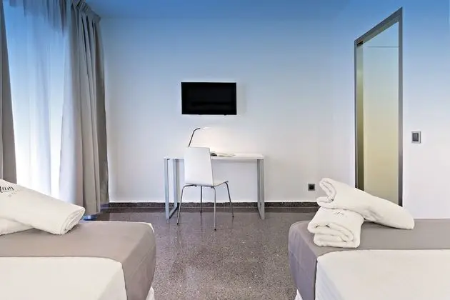 Tek Büyük Yataklı Oda, Balkon