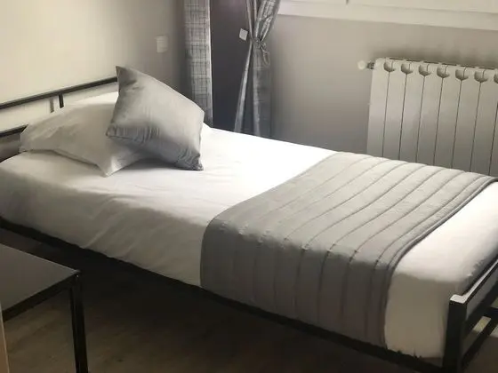 Comfort Tek Kişilik Oda, Özel Banyo, Bahçe Manzaralı