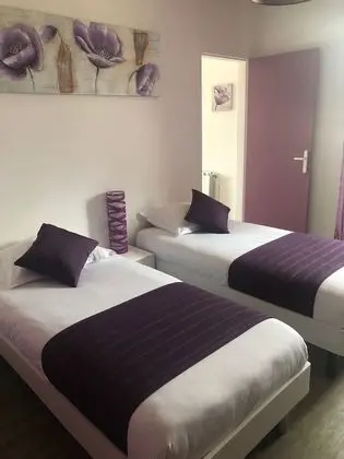 Comfort Üç Kişilik Oda, Özel Banyo, Bahçe Manzaralı