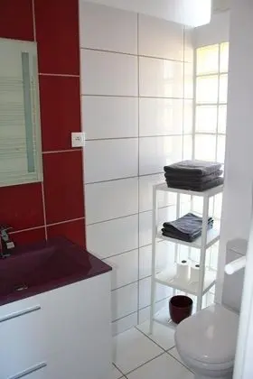 Comfort Üç Kişilik Oda, Özel Banyo, Bahçe Manzaralı