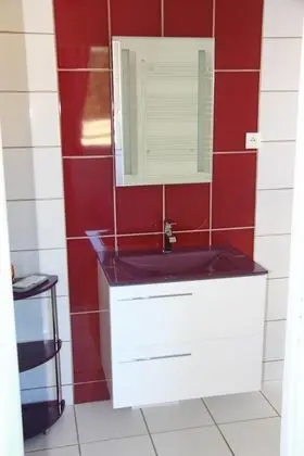 Comfort Üç Kişilik Oda, Özel Banyo, Bahçe Manzaralı