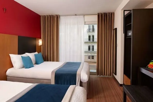 Üç Kişilik Oda (Comfort Triple Room)