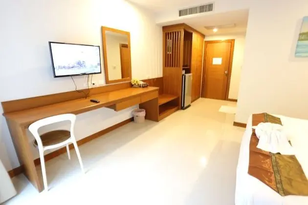 Standard Room with Breakfast
