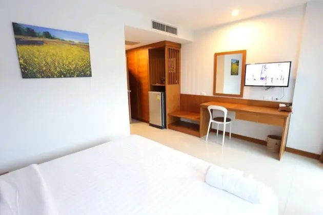 Standard Room with Breakfast