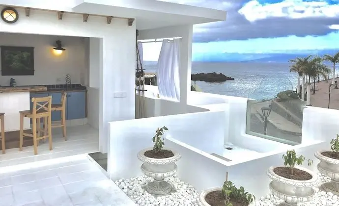 Grand Villa