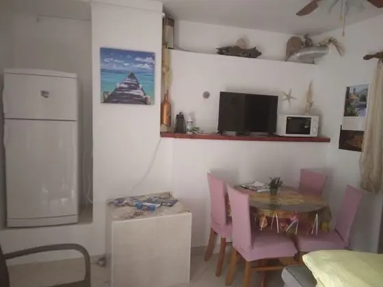 Apart Daire (Roki - 10 m from beach - A2(2+2) Mali)