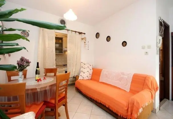 Apart Daire (Roki - 10 m from beach - A2(2+2) Mali)
