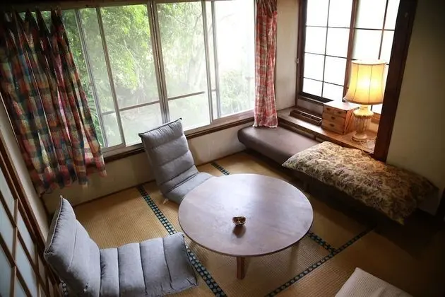 Ev (Private Vacation (Home))