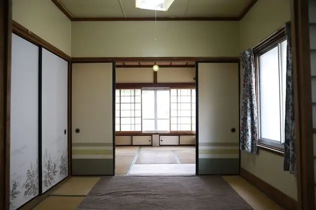 Ev (Private Vacation (Home))