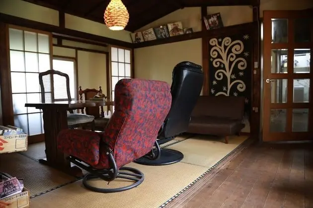 Ev (Private Vacation (Home))