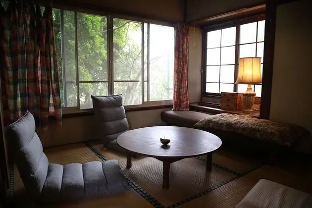 Ev (Private Vacation (Home))