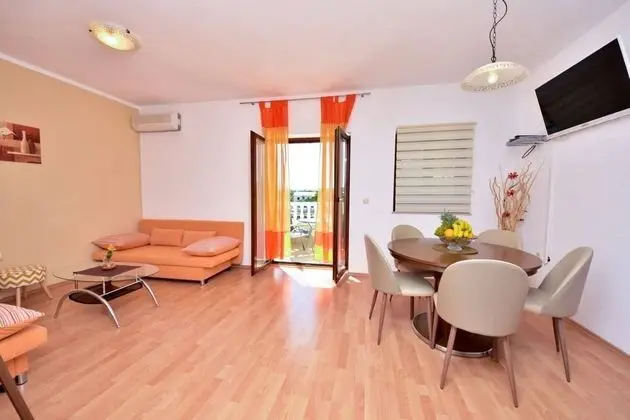 Apart Daire (Roko - 50 meters from sandy beach - A)