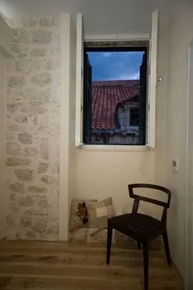 Economy Tek Büyük Yataklı Oda