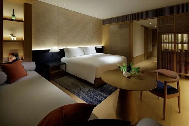 Deluxe Oda, 1 En Büyük (King) Boy Yatak