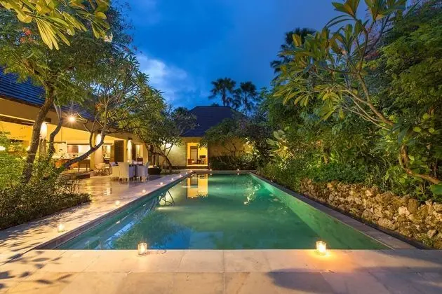 Villa, 2 Yatak Odası, Kişiye Özel Havuzlu, Bahçe Manzaralı
