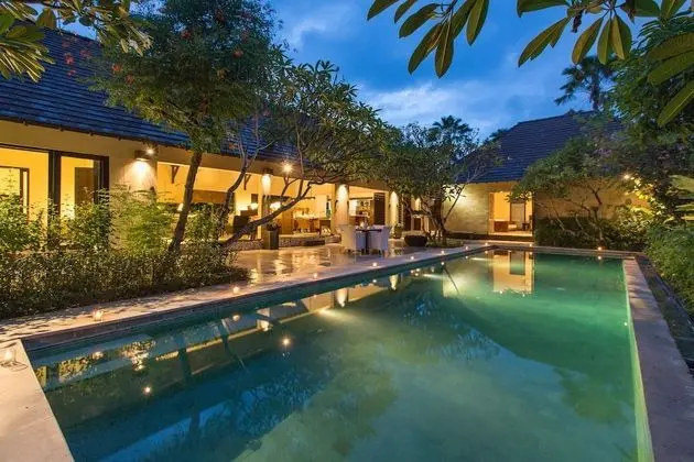 Villa, 3 Yatak Odası, Kişiye Özel Havuzlu, Bahçe Manzaralı