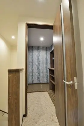 Apart Daire (Rokuhara, 2nd Foor)