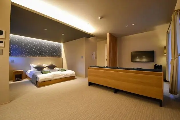 Design Tek Büyük Yataklı Oda, Sigara İçilmez