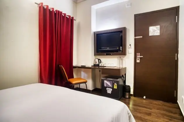 Emerald Suites (Separate Unit)