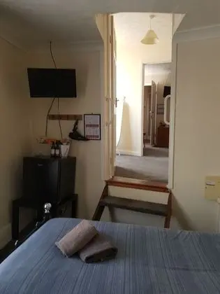 Tek Büyük Yataklı Oda, 1 Çift Kişilik Yatak, Sigara İçilmez