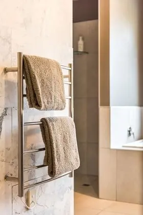 Tek Büyük Yataklı Oda, Özel Banyo