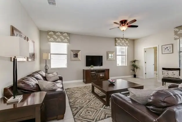 Villa (1447RFAIR)