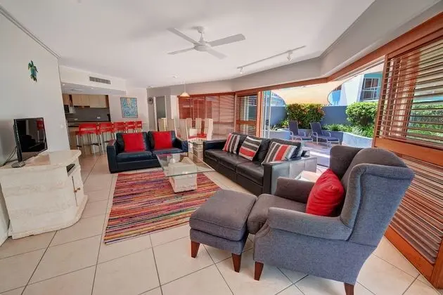 Apart Daire, 3 Yatak Odası (with Courtyard)