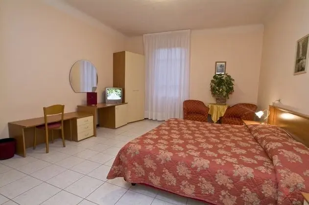 Family Oda, Bağlantılı Odalar
