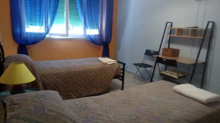 City Üç Kişilik Oda, Balkon (1)