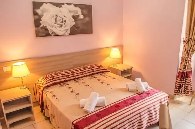 Standard Tek Büyük veya İki Ayrı Yataklı Oda