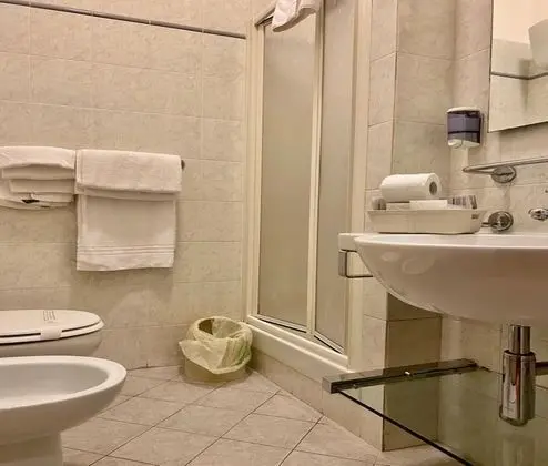 Standard Tek Büyük veya İki Ayrı Yataklı Oda