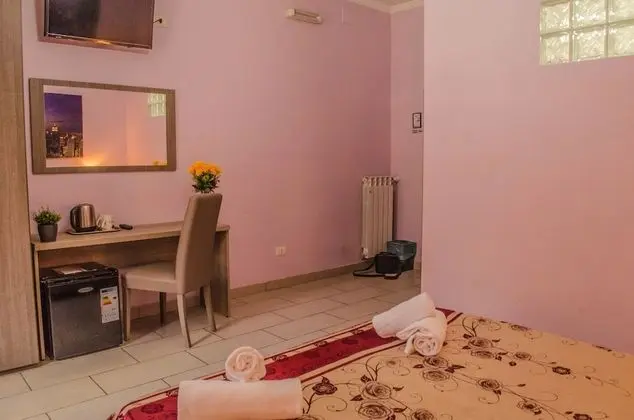 Standard Üç Kişilik Oda