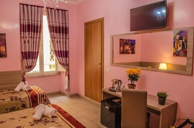 Standard Üç Kişilik Oda