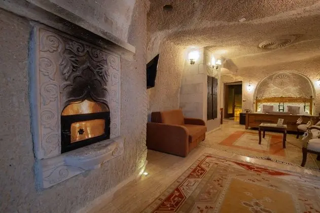 Deluxe Cave Suit