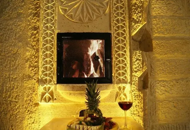 Deluxe Queen Suite
