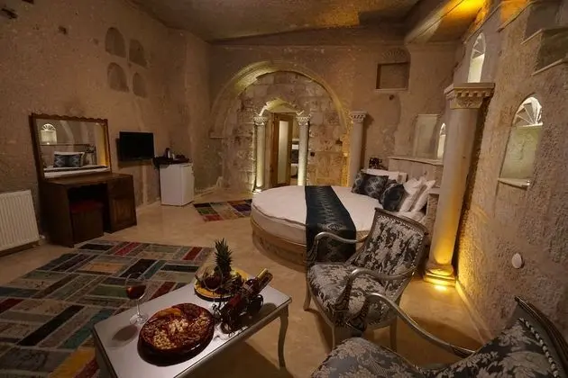 Queen Suite