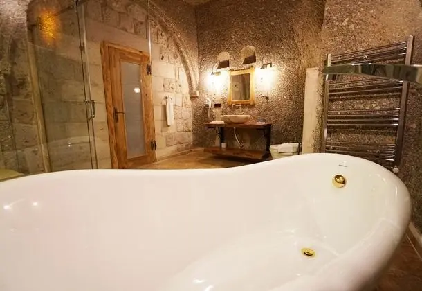 Queen Suite