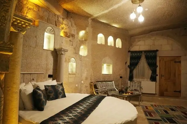 Queen Suite