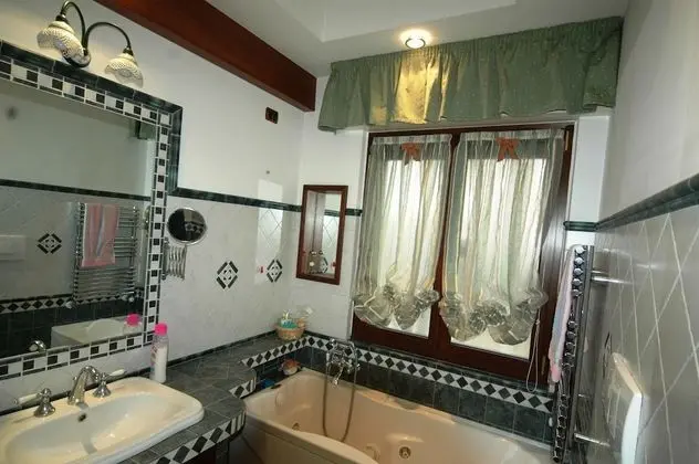 Apart Daire, 2 Yatak Odası, Sıcak Su Havuzu