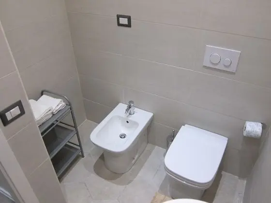 Basic Tek Büyük Yataklı Oda