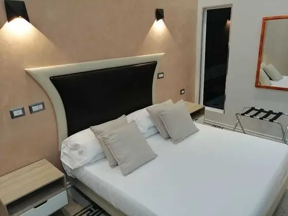 Superior Tek Büyük Yataklı Oda