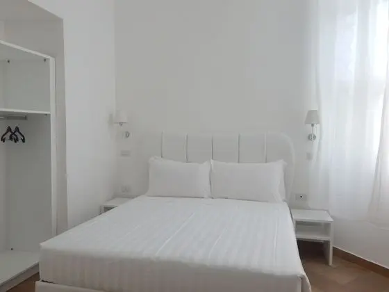 Economy Tek Büyük Yataklı Oda