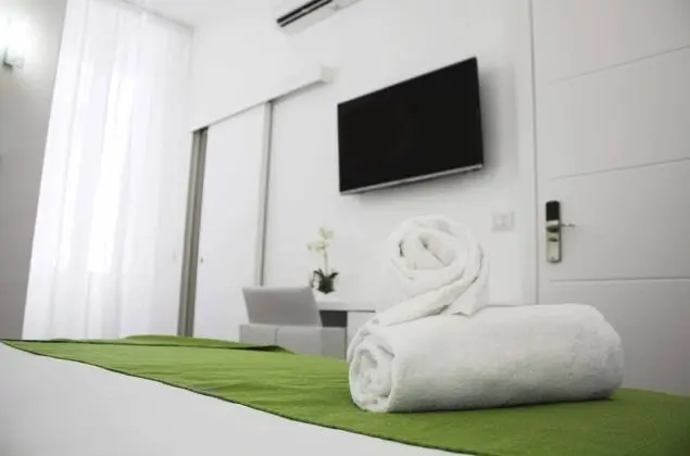 Economy Tek Büyük Yataklı Oda