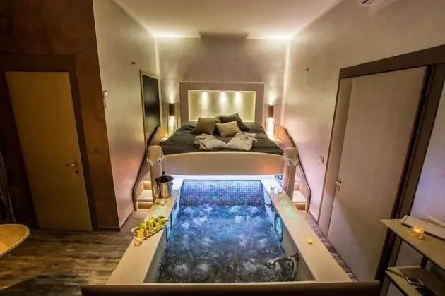 Romantic Tek Büyük Yataklı Oda, Jakuzi