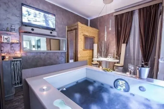 Romantic Tek Büyük Yataklı Oda, Jakuzi