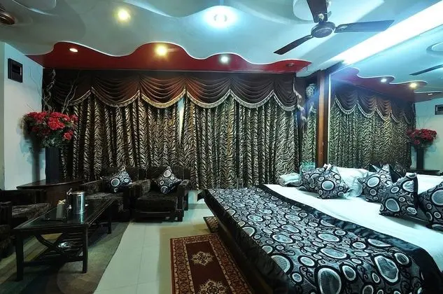 Deluxe Tek Büyük Yataklı Oda, 1 En Büyük (King) Boy Yatak, Sigara İçilmez, Şehir Manzaralı