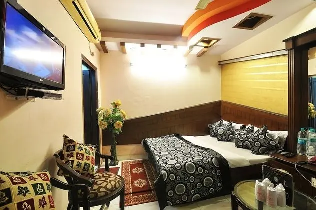 Standard Tek Büyük veya İki Ayrı Yataklı Oda, 1 Çift Kişilik Yatak, Sigara İçilmez, Şehir Manzaralı