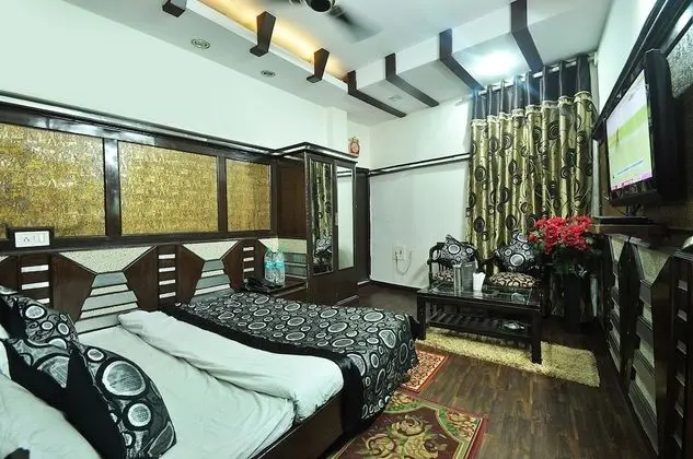 Standard Tek Büyük veya İki Ayrı Yataklı Oda, 1 Çift Kişilik Yatak, Sigara İçilmez, Şehir Manzaralı